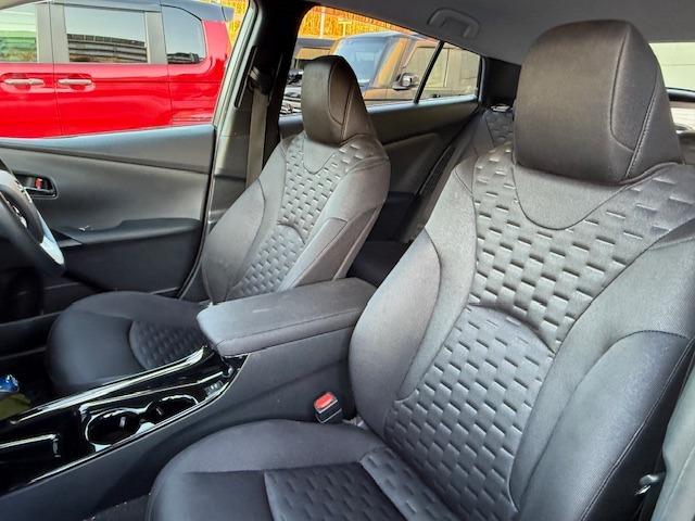 プリウスＰＨＶ Ａ　／禁煙／１１．６型ナビＴＶ／Ｂｌｕｅｔｏｏｔｈ／ＬＥＤ／バックカメラ／ドライブレコーダー／ＥＴＣ／衝突軽減ブレーキ／前席シートヒーター（9枚目）