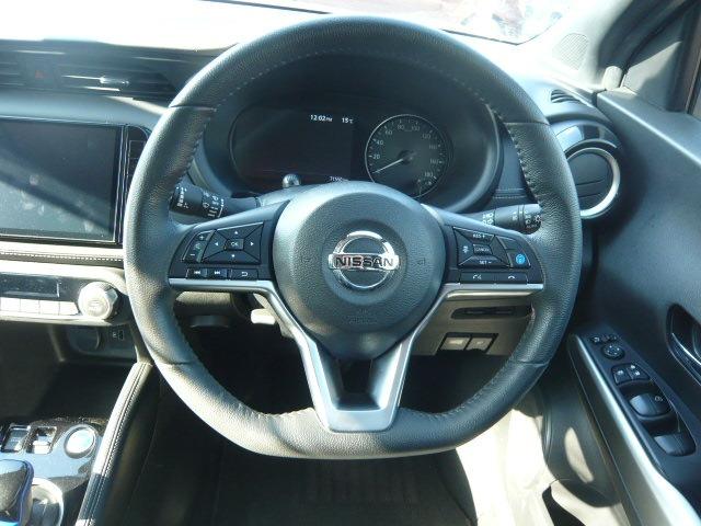 キックス X /黒半革/禁煙/9型ナビTV/1オーナー/LED/全周囲カメラ/ドライブレコーダー/ETC/衝突軽減ブレーキ/スマートキー/DVD再生(18枚目)