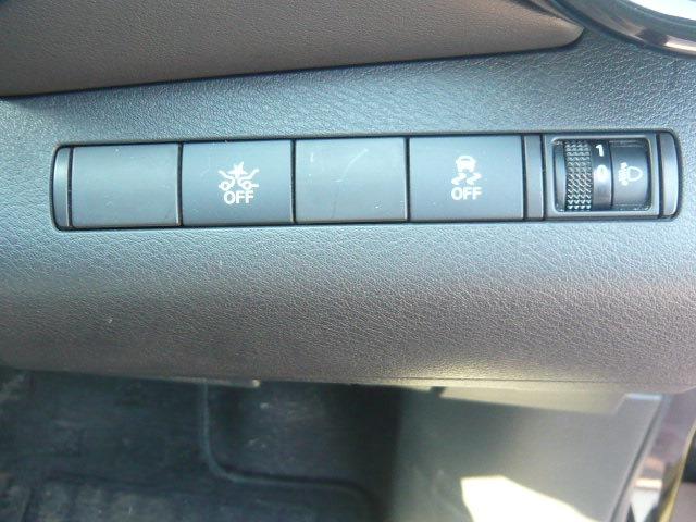 キックス X /黒半革/禁煙/9型ナビTV/1オーナー/LED/全周囲カメラ/ドライブレコーダー/ETC/衝突軽減ブレーキ/スマートキー/DVD再生(20枚目)