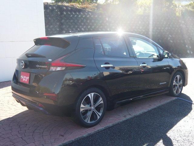 �c�Ǝ��Ԃ͂P�O���`�P�X���܂ŉc�ƁI���j��x�i�j���̏ꍇ�͗����U�֒�x�j�ɂȂ�܂��B