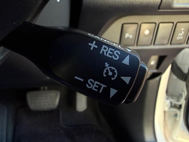 ＣＴ ＣＴ２００ｈ　バージョンＣ　／禁煙／ナビＴＶ／Ｂｌｕｅｔｏｏｔｈ／ＬＥＤ／バックカメラ／ＥＴＣ／衝突軽減ブレーキ／前席シートヒーター／クルーズコントロール／スマートキー（18枚目）