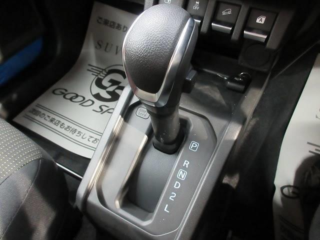 XC スズキセーフティーサポート 4WD 届出済未使用車 シートヒーター スマートキー プッシュスタート LEDヘッドライト クルーズコントロール 純正16インチAW(7枚目)