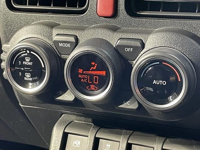 XC 4WD リフトアップ カスタム LEDヘッドライト フォグランプ オートライト シートヒーター シートカバー 革巻きステアリング ステアリングスイッチ クルーズコントロール ダウンヒルアシスト(11枚目)