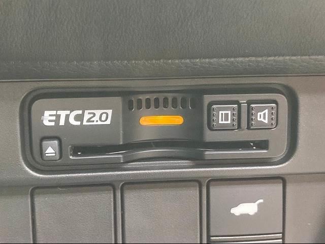 Ｚ　登録済未使用車　純正ナビ　全周囲モニター　ＥＴＣ　本革　シートヒーター　パワーバックドア　スマートキー　ＬＥＤヘッド　Ｂｌｕｅｔｏｏｔｈ　ＢＯＳＥサウンド　ブラインドスポットモニター(6枚目)