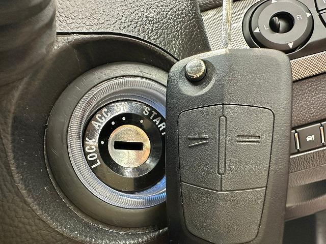 ベースグレード　バックカメラ　フリップダウンモニター　ＥＴＣ　ブラインドスポットモニター　４ＷＤ(74枚目)