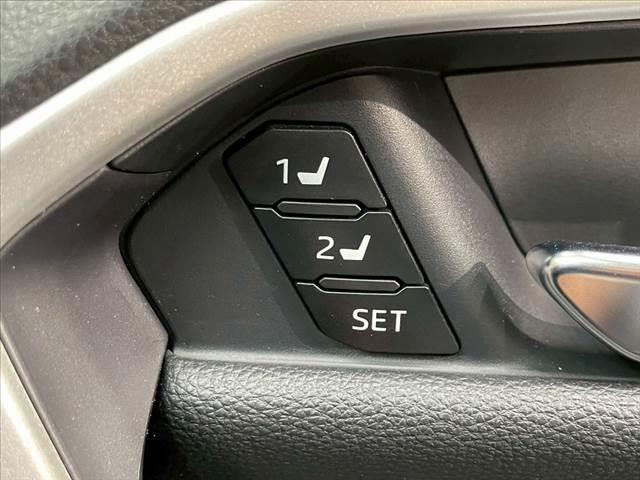 ＲＡＶ４ アドベンチャー　サンルーフ　ナビＴＶ　レーダークルーズコントロール　ＬＥＤヘッド　ステアリングヒーター　シートヒーター　ベンチレーション　バックカメラ　ブラインドスポットモニター　コーナーセンサー　シートメモリ（7枚目）