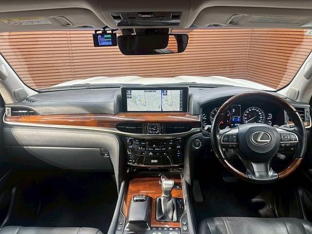 ＬＸ ＬＸ５７０　モデリスタエアロ　サンルーフ　リヤエンターテイメント　マークレビソン　ＣＯＯＬＢＯＸ　アラウンドビューモニター　レーダークルーズコントロール　シートベンチレーション　シートヒーター　電動リアゲート（2枚目）