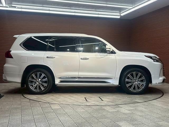 ＬＸ ＬＸ５７０　モデリスタエアロ　サンルーフ　リヤエンターテイメント　マークレビソン　ＣＯＯＬＢＯＸ　アラウンドビューモニター　レーダークルーズコントロール　シートベンチレーション　シートヒーター　電動リアゲート（18枚目）