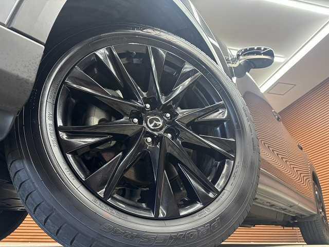 ＣＸ－８ ２５Ｓ　ブラックトーンエディション　全周囲カメラ　レーダークルーズコントロール　置くだけ充電　　シートヒーター　本革シート　電動パワシート　　電動テールゲート　ヘッドアップディスプレ　アイドリングストップ　３列シート　Ｂｌｕｅｔｏｏｔｈ（11枚目）