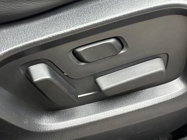 ＣＸ－８ ２５Ｓ　ブラックトーンエディション　全周囲カメラ　レーダークルーズコントロール　置くだけ充電　　シートヒーター　本革シート　電動パワシート　　電動テールゲート　ヘッドアップディスプレ　アイドリングストップ　３列シート　Ｂｌｕｅｔｏｏｔｈ（49枚目）