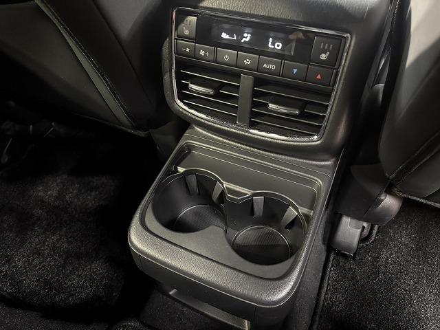 ＣＸ－８ ２５Ｓ　ブラックトーンエディション　全周囲カメラ　レーダークルーズコントロール　置くだけ充電　　シートヒーター　本革シート　電動パワシート　　電動テールゲート　ヘッドアップディスプレ　アイドリングストップ　３列シート　Ｂｌｕｅｔｏｏｔｈ（51枚目）