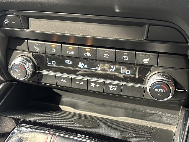 ＣＸ－８ ２５Ｓ　ブラックトーンエディション　全周囲カメラ　レーダークルーズコントロール　置くだけ充電　　シートヒーター　本革シート　電動パワシート　　電動テールゲート　ヘッドアップディスプレ　アイドリングストップ　３列シート　Ｂｌｕｅｔｏｏｔｈ（63枚目）