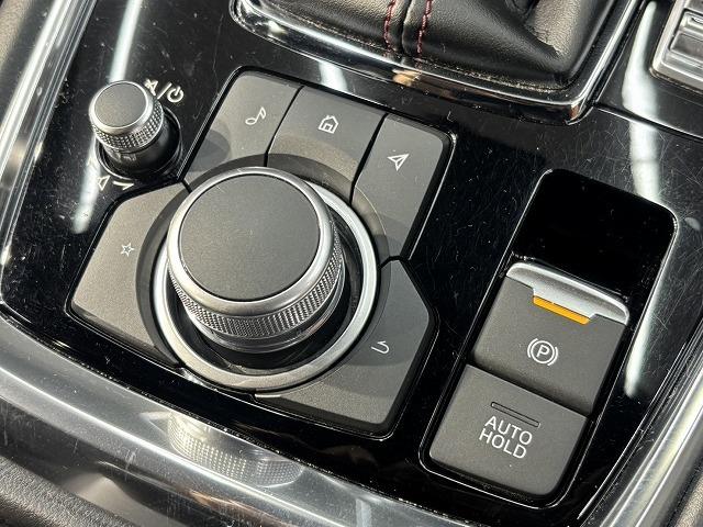 ＣＸ－８ ２５Ｓ　ブラックトーンエディション　全周囲カメラ　レーダークルーズコントロール　置くだけ充電　　シートヒーター　本革シート　電動パワシート　　電動テールゲート　ヘッドアップディスプレ　アイドリングストップ　３列シート　Ｂｌｕｅｔｏｏｔｈ（66枚目）