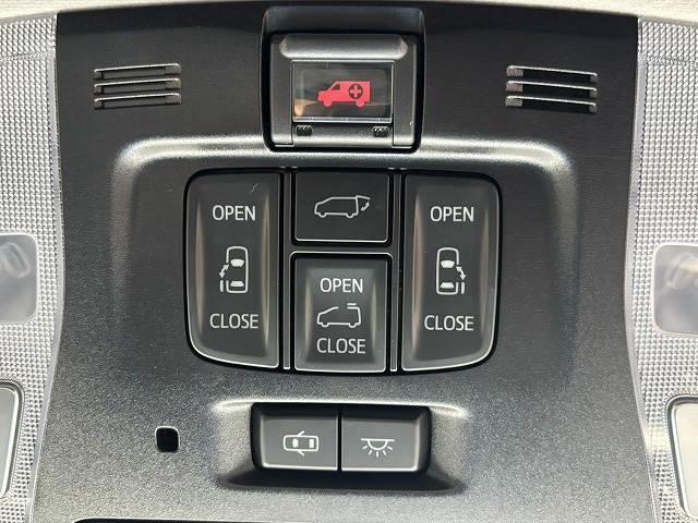 ヴェルファイア Ｚ　Ｇエディション　３眼ＬＥＤ　サンルーフ　フリップダウンモニター　シートヒーター　シートクーラー　パワーシート　シートメモリ　レーダークルーズコントロール　両側電動　パワーバックドア　ステアリングヒーター　ＥＴＣ車載器（16枚目）