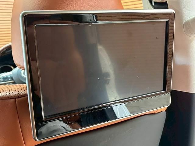 ＬＸ ＬＸ５７０　サンルーフ　マークレビンソン　クールボックス　全周囲カメラ　デジタルインナーミラー　エアロパーツ　シートクーラー　シートヒーター　ステアリングヒーター　クリソナ　ＢＳＭ　ＨＵＤ　電動リアゲート（6枚目）