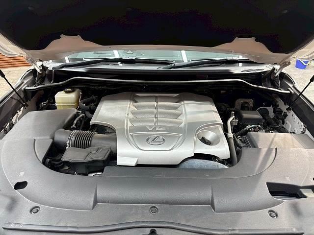 ＬＸ ＬＸ５７０　サンルーフ　マークレビンソン　クールボックス　全周囲カメラ　デジタルインナーミラー　エアロパーツ　シートクーラー　シートヒーター　ステアリングヒーター　クリソナ　ＢＳＭ　ＨＵＤ　電動リアゲート（14枚目）