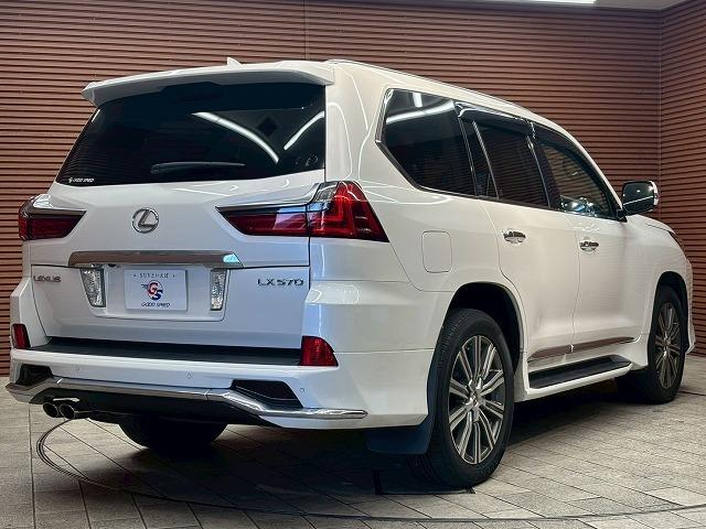 ＬＸ ＬＸ５７０　サンルーフ　マークレビンソン　クールボックス　全周囲カメラ　デジタルインナーミラー　エアロパーツ　シートクーラー　シートヒーター　ステアリングヒーター　クリソナ　ＢＳＭ　ＨＵＤ　電動リアゲート（32枚目）
