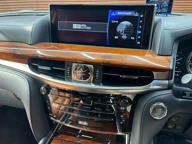 ＬＸ ＬＸ５７０　サンルーフ　マークレビンソン　クールボックス　全周囲カメラ　デジタルインナーミラー　エアロパーツ　シートクーラー　シートヒーター　ステアリングヒーター　クリソナ　ＢＳＭ　ＨＵＤ　電動リアゲート（68枚目）