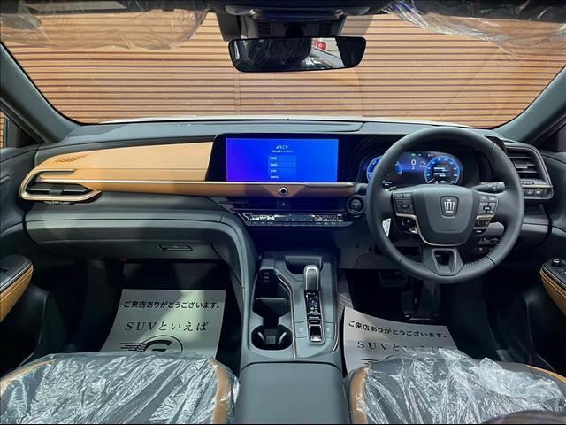 TOYOTA CROWN CROSSOVER RS