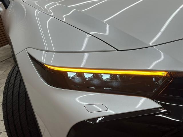 TOYOTA CROWN CROSSOVER RS