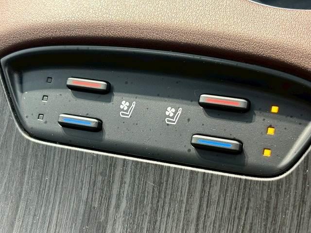 TOYOTA HARRIER Z LEATHER PACKAGE