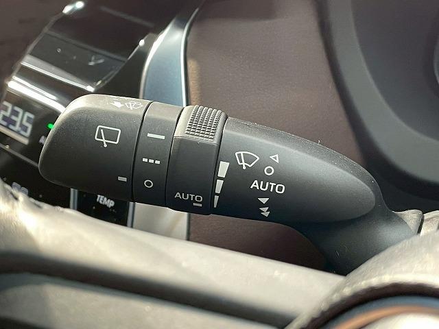 TOYOTA HARRIER Z LEATHER PACKAGE