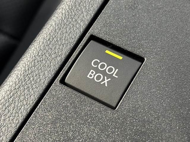 ＧＸ ＧＸ５５０　“ＯＶＥＲＴＲＡＩＬ＋”　５人乗り　サンルーフ　クールボックス　全周囲カメラ　純正１４インチナビ　レーダークルーズコントロール　シートクーラー　シートヒーター　デジタルインナーミラー　ワイヤレス充電　ステアリングヒーター　ＢＳＭ　ＨＵＤ（6枚目）