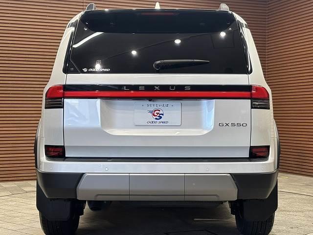 ＧＸ ＧＸ５５０　“ＯＶＥＲＴＲＡＩＬ＋”　５人乗り　サンルーフ　クールボックス　全周囲カメラ　純正１４インチナビ　レーダークルーズコントロール　シートクーラー　シートヒーター　デジタルインナーミラー　ワイヤレス充電　ステアリングヒーター　ＢＳＭ　ＨＵＤ（19枚目）