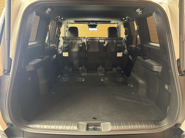 ＧＸ ＧＸ５５０　“ＯＶＥＲＴＲＡＩＬ＋”　５人乗り　サンルーフ　クールボックス　全周囲カメラ　純正１４インチナビ　レーダークルーズコントロール　シートクーラー　シートヒーター　デジタルインナーミラー　ワイヤレス充電　ステアリングヒーター　ＢＳＭ　ＨＵＤ（37枚目）