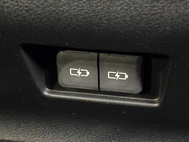 ＧＸ ＧＸ５５０　“ＯＶＥＲＴＲＡＩＬ＋”　５人乗り　サンルーフ　クールボックス　全周囲カメラ　純正１４インチナビ　レーダークルーズコントロール　シートクーラー　シートヒーター　デジタルインナーミラー　ワイヤレス充電　ステアリングヒーター　ＢＳＭ　ＨＵＤ（45枚目）