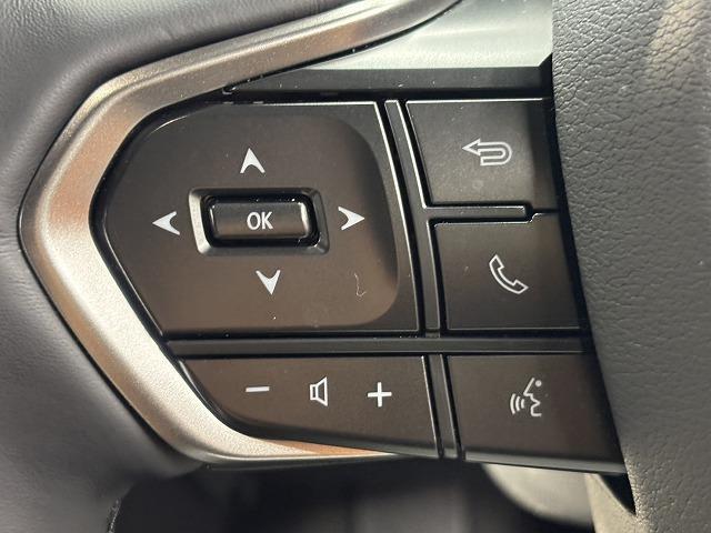 ＧＸ ＧＸ５５０　“ＯＶＥＲＴＲＡＩＬ＋”　５人乗り　サンルーフ　クールボックス　全周囲カメラ　純正１４インチナビ　レーダークルーズコントロール　シートクーラー　シートヒーター　デジタルインナーミラー　ワイヤレス充電　ステアリングヒーター　ＢＳＭ　ＨＵＤ（74枚目）