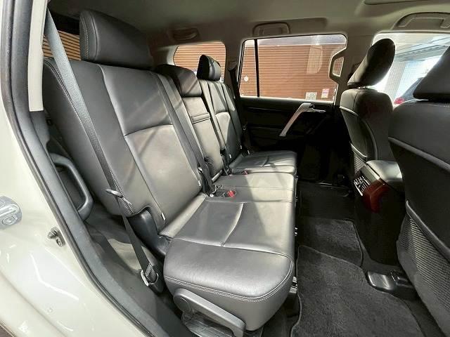 TOYOTA LAND CRUISER PRADO TX L PACKAGE