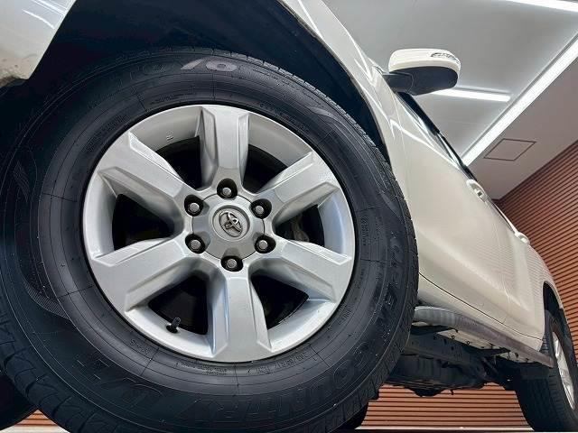 TOYOTA LAND CRUISER PRADO TX L PACKAGE