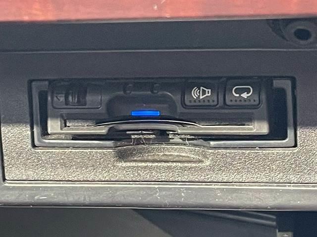 TOYOTA LAND CRUISER PRADO TX L PACKAGE