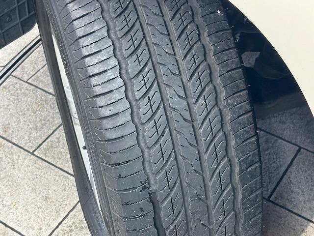 TOYOTA LAND CRUISER PRADO TX L PACKAGE