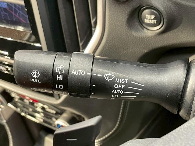 SUBARU FORESTER PREMIUM