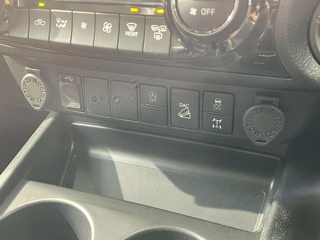 TOYOTA HILUX Z GR SPORT