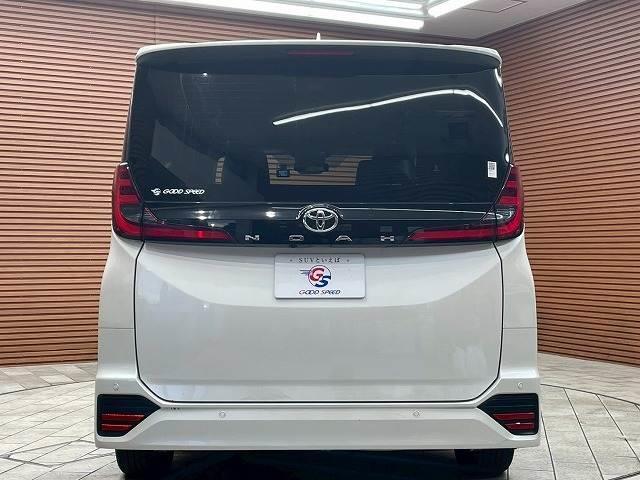 TOYOTA NOAH S-Z