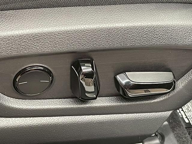 UX UX250h Fスポーツ アダプティブクルーズコントロール シートヒーター 電動リアゲート ステアリングヒーター パドルシフト 禁煙車 純正ナビ フルセグ シートメモリー クリアランスソナーLEDヘッドライト オートハイビーム(46枚目)