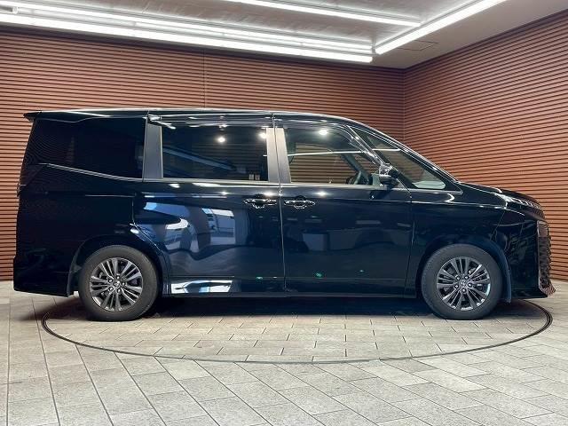 ヴォクシー ハイブリッドＳ－Ｇ　１０．５型ナビ　アラウンドビューモニター　シートヒーター　アドバンストパーク　ブラインドスポットモニターｒ　レーダークルーズコントロール　ＡＣ１００Ｖ　オートハイビーム　両側電動ドア　ＥＴＣ（18枚目）