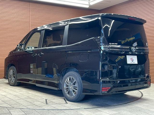 ヴォクシー ハイブリッドＳ－Ｇ　１０．５型ナビ　アラウンドビューモニター　シートヒーター　アドバンストパーク　ブラインドスポットモニターｒ　レーダークルーズコントロール　ＡＣ１００Ｖ　オートハイビーム　両側電動ドア　ＥＴＣ（38枚目）