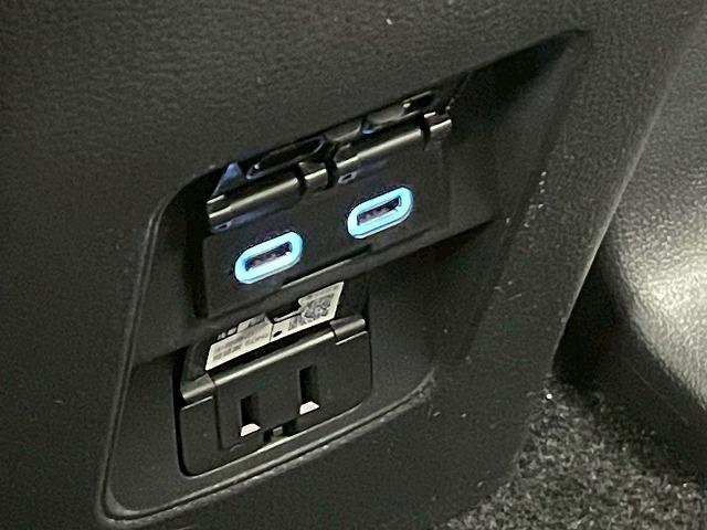 ヴォクシー ハイブリッドＳ－Ｇ　１０．５型ナビ　アラウンドビューモニター　シートヒーター　アドバンストパーク　ブラインドスポットモニターｒ　レーダークルーズコントロール　ＡＣ１００Ｖ　オートハイビーム　両側電動ドア　ＥＴＣ（63枚目）