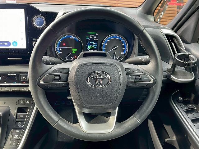 ヴォクシー ハイブリッドＳ－Ｇ　１０．５型ナビ　アラウンドビューモニター　シートヒーター　アドバンストパーク　ブラインドスポットモニターｒ　レーダークルーズコントロール　ＡＣ１００Ｖ　オートハイビーム　両側電動ドア　ＥＴＣ（68枚目）