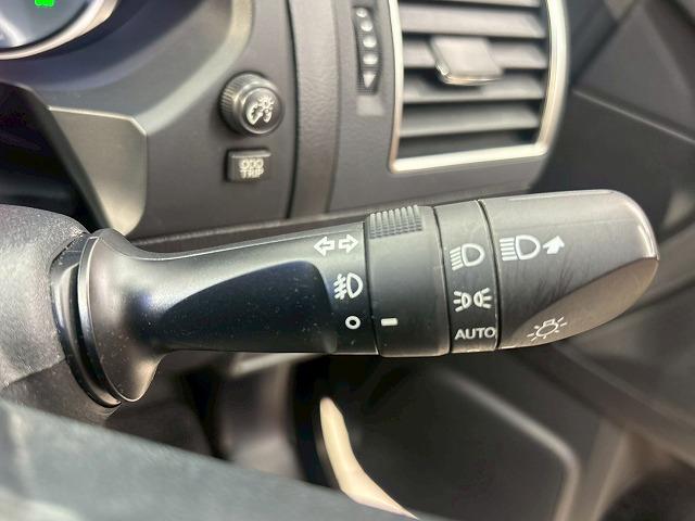 ランドクルーザープラド TX Lパッケージ 純正9型ナビ サンルーフ レーダークルーズコントロール パワーシート シートヒーター シートクーラ 本革シート オプションアルミ オートハイビーム ダウンヒルアシストコントロール スマートキー ETC(44枚目)