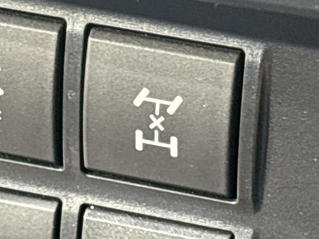 ランドクルーザープラド TX Lパッケージ 純正9型ナビ サンルーフ レーダークルーズコントロール パワーシート シートヒーター シートクーラ 本革シート オプションアルミ オートハイビーム ダウンヒルアシストコントロール スマートキー ETC(71枚目)