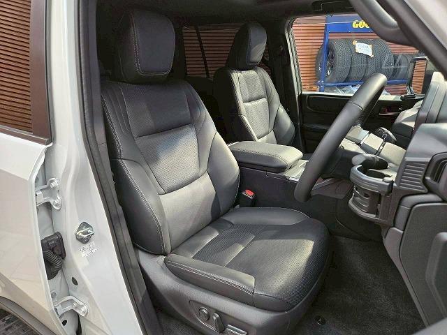 ランドクルーザー250 VX JAOSSフロントバンパーガード JAOSSフェンダーガーニッシュ サンルーフ アラウンドビューモニター シートベンチレーション シートヒーター レーダークルーズコントロール 電動リアゲート(48枚目)