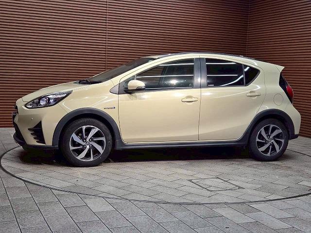 アクア クロスオーバー 純正ナビ バックカメラ クリアランスソナー スマートキー プッシュスタート 衝突軽減ブレーキ 純正15インチアルミホイール 横滑り防止装置 オートマチックハイビーム オートライト オートエアコンETC(39枚目)