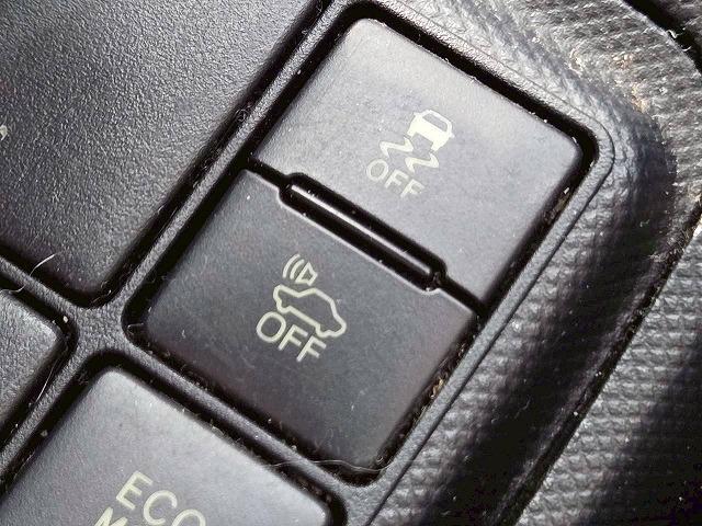 アクア クロスオーバー 純正ナビ バックカメラ クリアランスソナー スマートキー プッシュスタート 衝突軽減ブレーキ 純正15インチアルミホイール 横滑り防止装置 オートマチックハイビーム オートライト オートエアコンETC(50枚目)