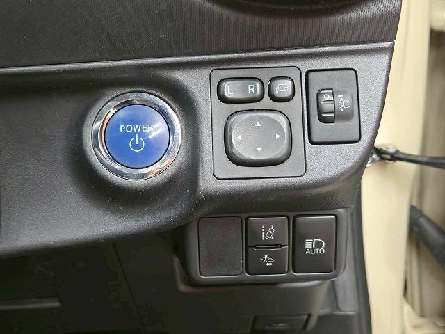 アクア クロスオーバー 純正ナビ バックカメラ クリアランスソナー スマートキー プッシュスタート 衝突軽減ブレーキ 純正15インチアルミホイール 横滑り防止装置 オートマチックハイビーム オートライト オートエアコンETC(57枚目)