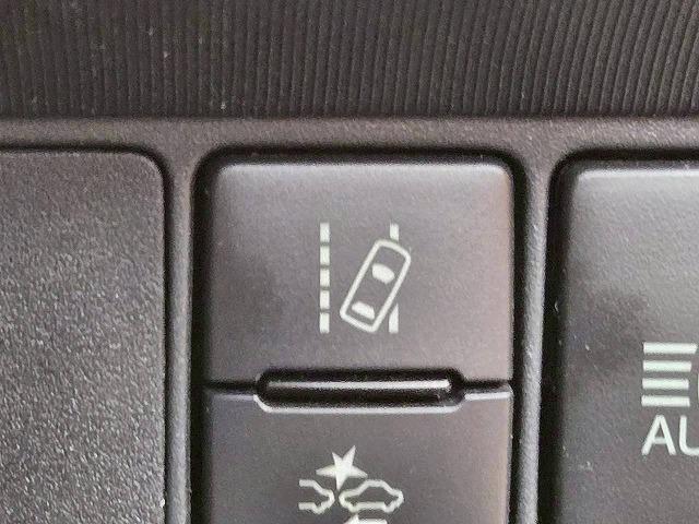 アクア クロスオーバー 純正ナビ バックカメラ クリアランスソナー スマートキー プッシュスタート 衝突軽減ブレーキ 純正15インチアルミホイール 横滑り防止装置 オートマチックハイビーム オートライト オートエアコンETC(60枚目)